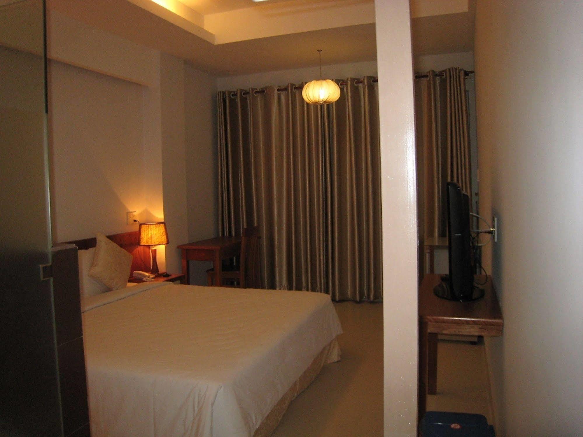 Da Nang Nemo Hotel Exterior photo